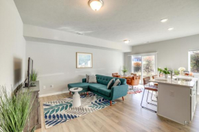 10 Mi to Grand Rapids Modern Townhome!